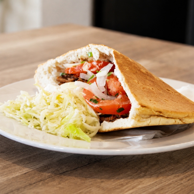 ambrosia-grill-essen-gyrospitaimfladenbrot-2